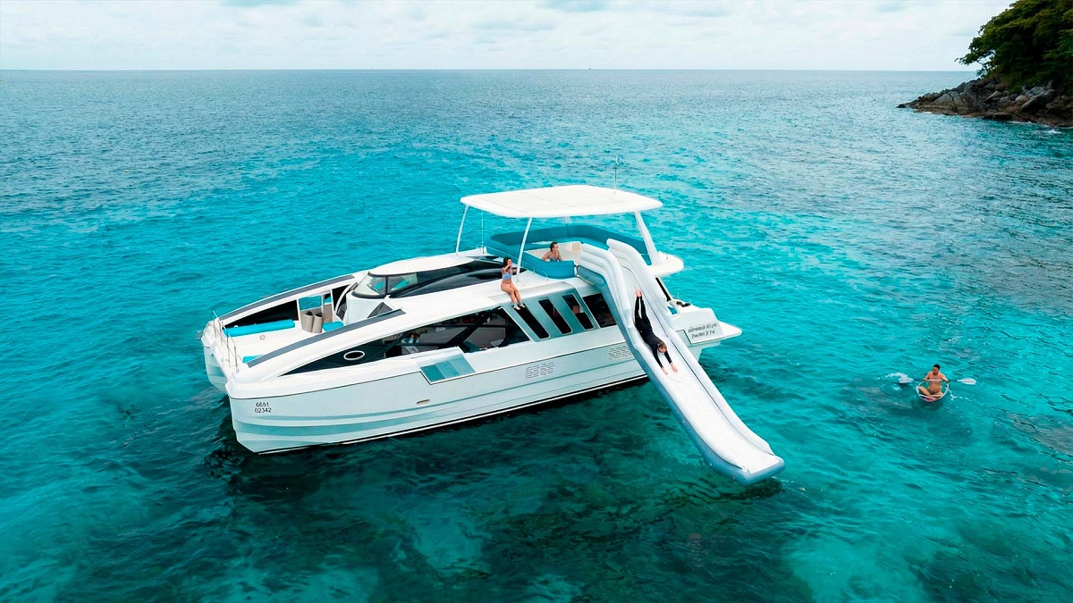 Power Catamaran 50